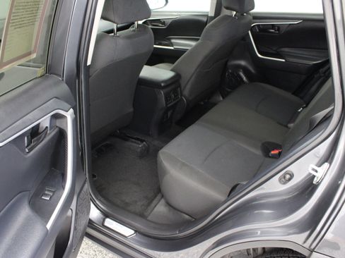 Used 2024 Toyota RAV4 LE FWD image 22
