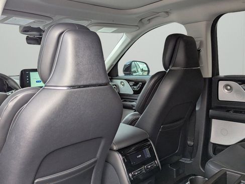 New 2025 Lincoln Aviator Reserve w/ Equipment Group 201A image 18