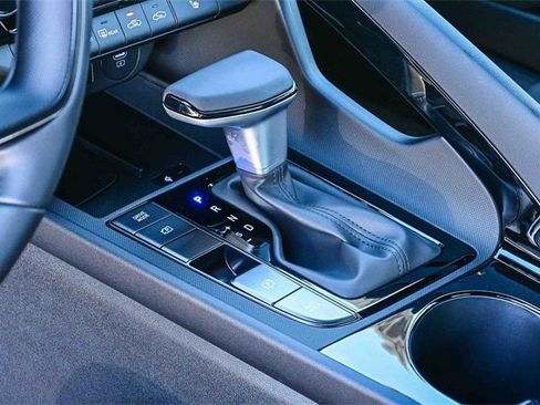 New 2026 Hyundai Elantra SEL Sport image 24