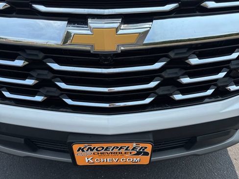 Used 2025 Chevrolet Equinox LT AWD/4WD image 33