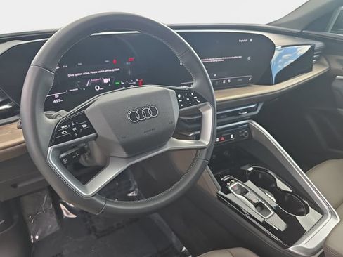 Used 2025 Audi Q5 Premium w/ Convenience Package AWD/4WD image 19