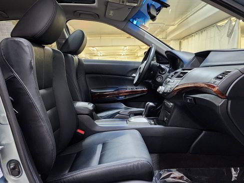 Used 2010 Honda Crosstour EX-L image 23