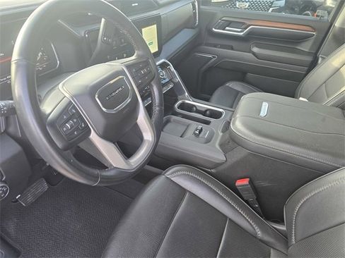 Used 2024 GMC Sierra 3500 Denali w/ Denali Reserve Package image 19