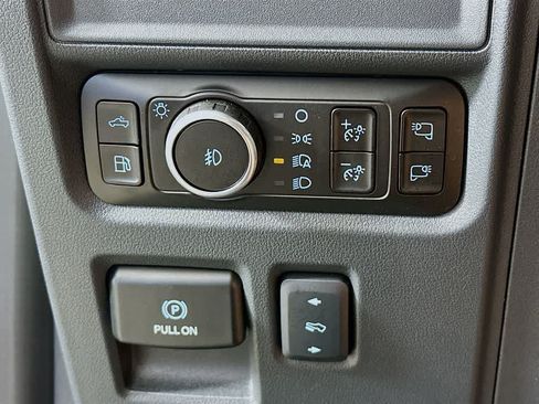 Used 2025 Ford F150 Lariat w/ Equipment Group 502A High AWD/4WD image 27