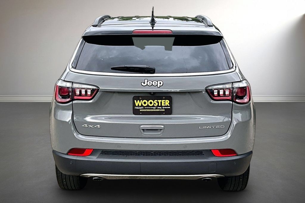 Used 2023 Jeep Compass Limited AWD/4WD image 6