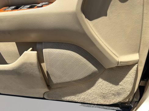 Used 2004 Lexus LS 430 w/ Modern Luxury Pkg RWD image 21