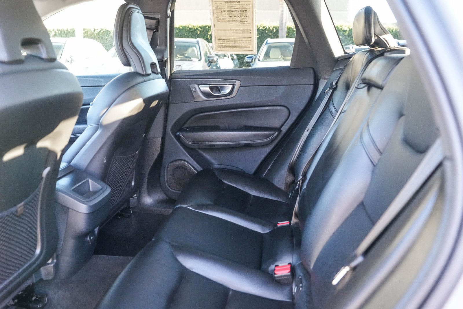 Used 2024 Volvo XC60 B5 Core AWD/4WD image 18