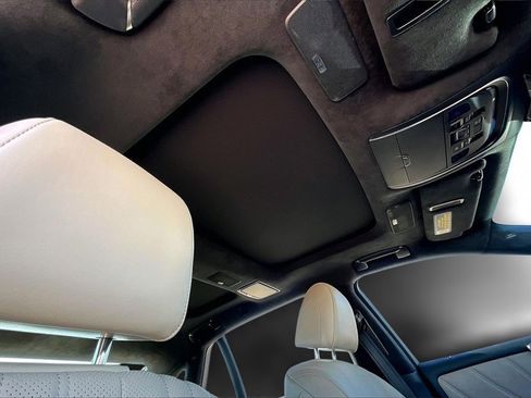 Used 2022 Lexus LS 500 image 17