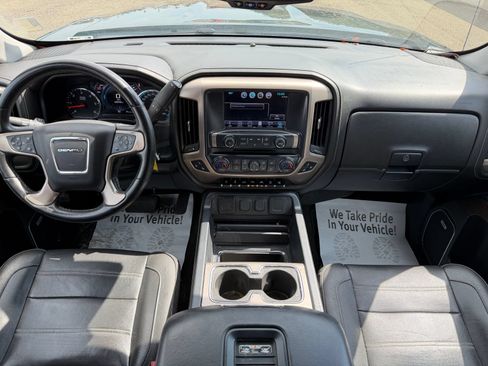 Used 2018 GMC Sierra 1500 Denali AWD/4WD image 15