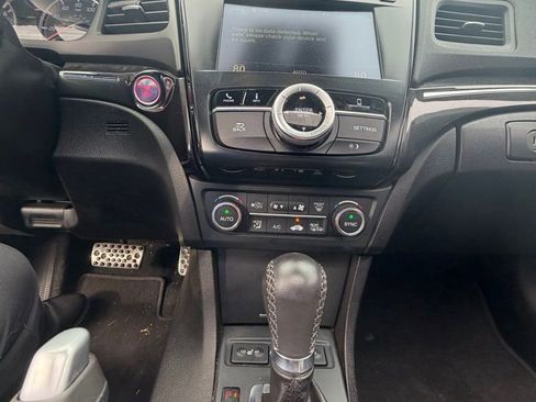 Used 2019 Acura ILX FWD image 12