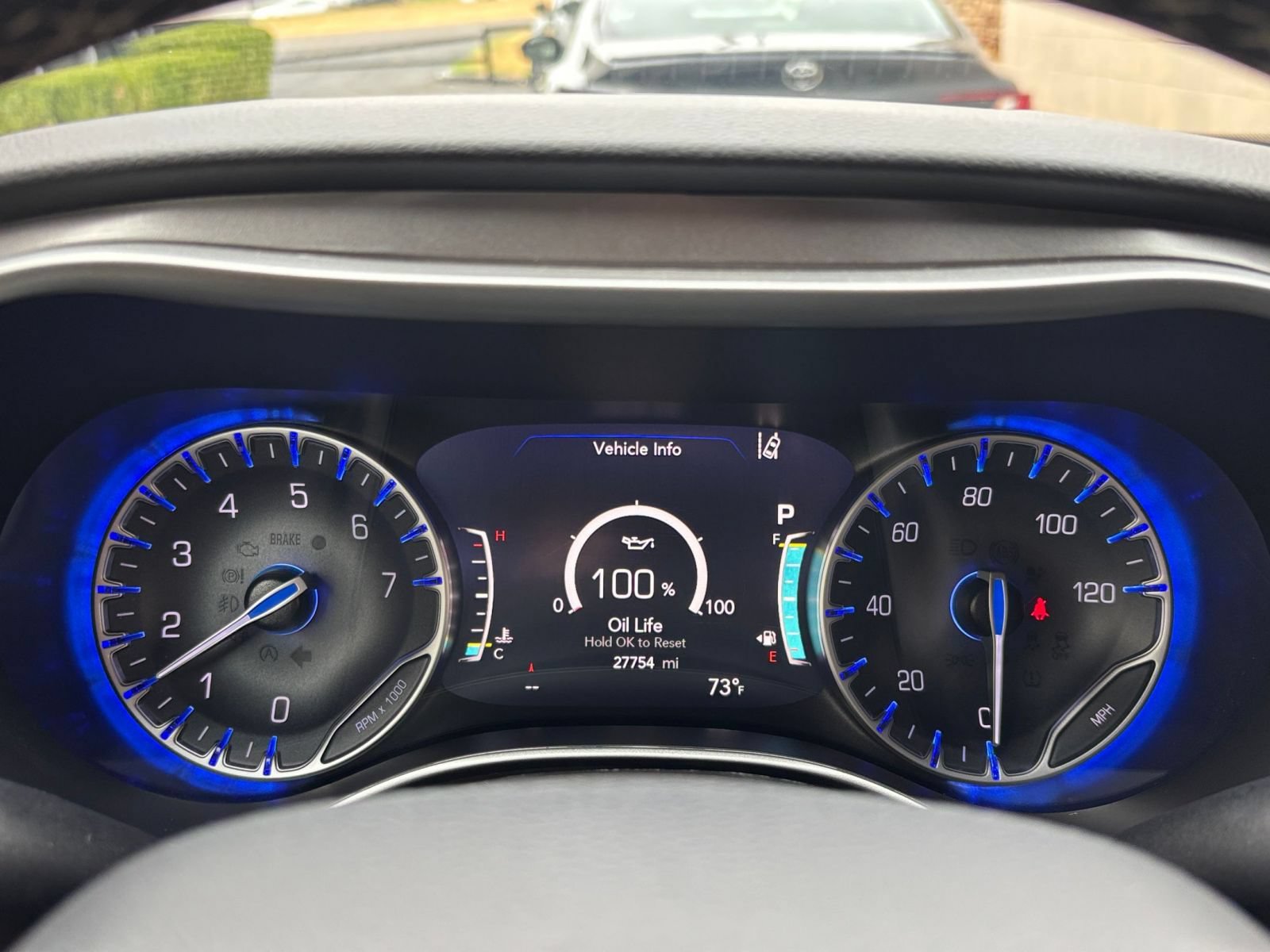Used 2025 Chrysler Pacifica Select FWD image 43