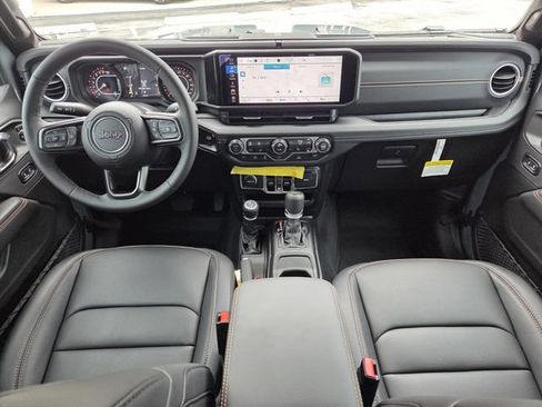 New 2026 Jeep Gladiator Sport AWD/4WD image 11