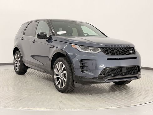 New 2025 Land Rover Discovery Sport Dynamic SE image 7