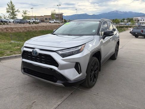 Used 2024 Toyota RAV4 XSE AWD/4WD image 3