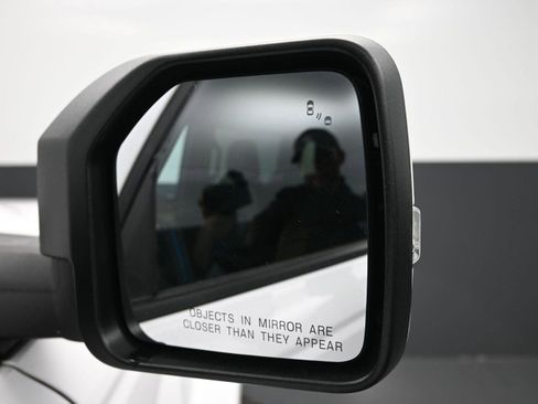 Used 2023 Ford Bronco Outer Banks image 7