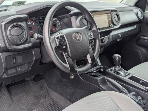 Used 2022 Toyota Tacoma SR RWD image 14