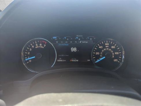 Used 2019 Ford F150 Platinum w/ Equipment Group 701A Luxury image 12