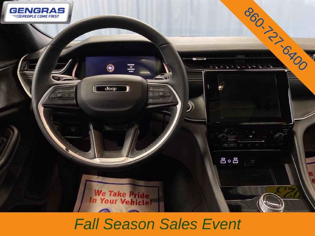 Used 2023 Jeep Grand Cherokee Altitude AWD/4WD image 33