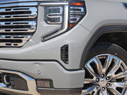 Used 2024 GMC Sierra 1500 Denali RWD image 12