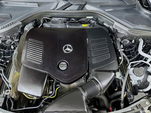 Used 2026 Mercedes-Benz GLC 300 image 32