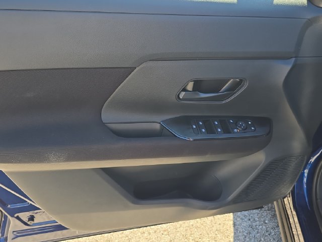 New 2027 Nissan Kicks S FWD image 17