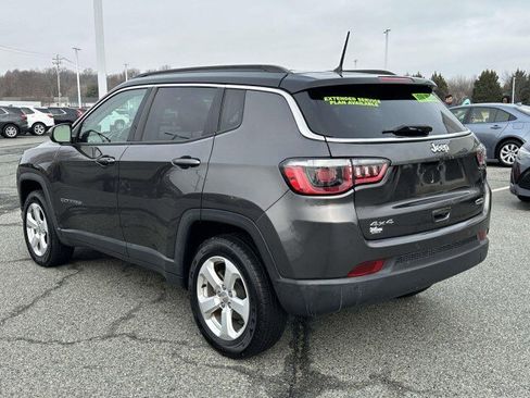 Used 2018 Jeep Compass Latitude w/ Safe & Security Group image 3