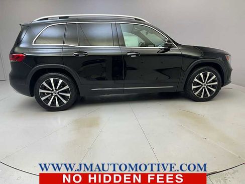 Used 2022 Mercedes-Benz GLB 250 4MATIC image 6