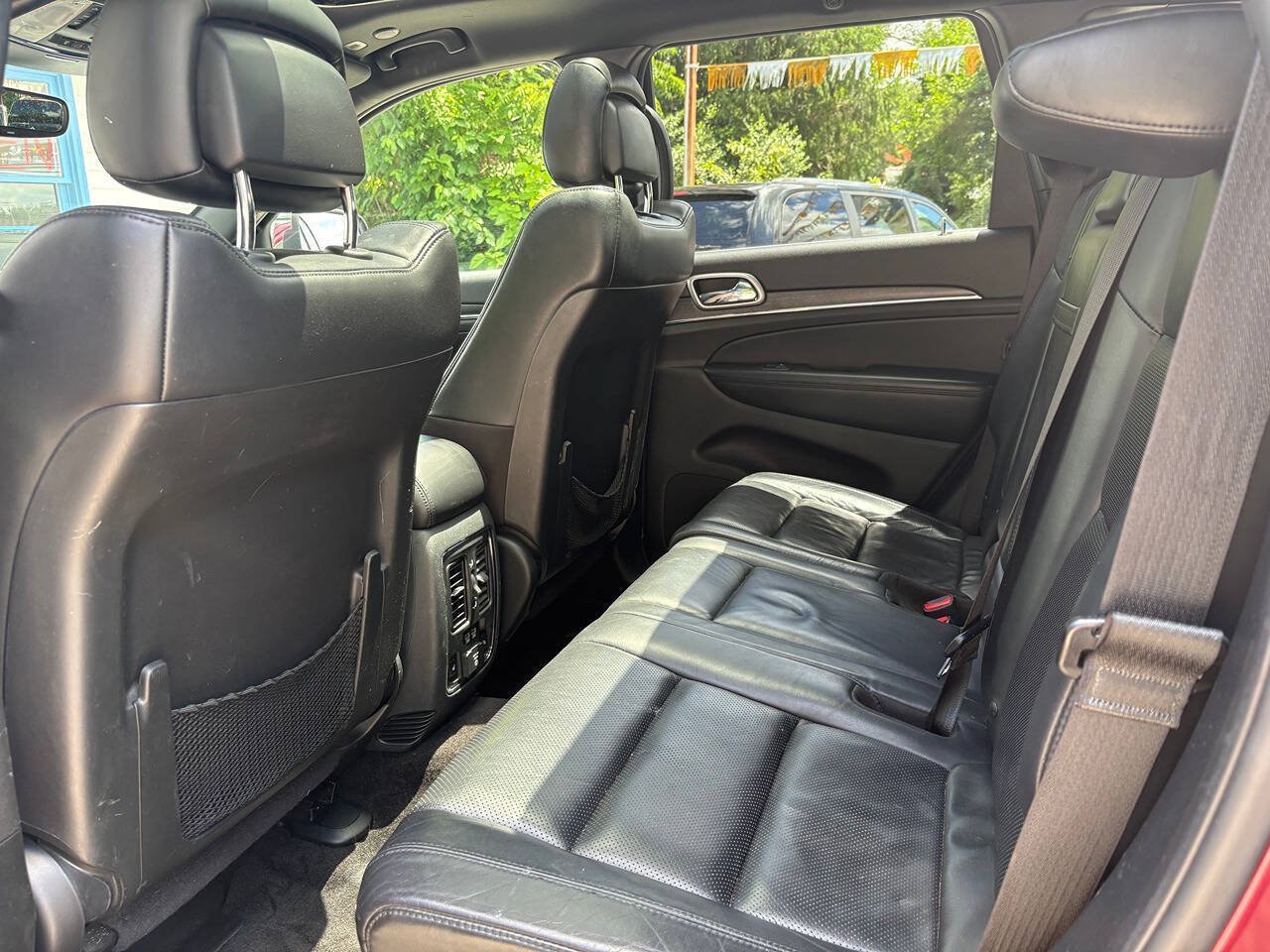 Used 2018 Jeep Grand Cherokee Limited w/ Luxury Group II AWD/4WD image 9