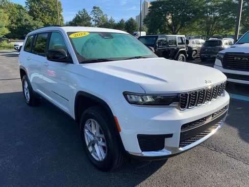 Certified 2022 Jeep Grand Cherokee L Laredo w/ Luxury Tech Group I AWD/4WD image 7