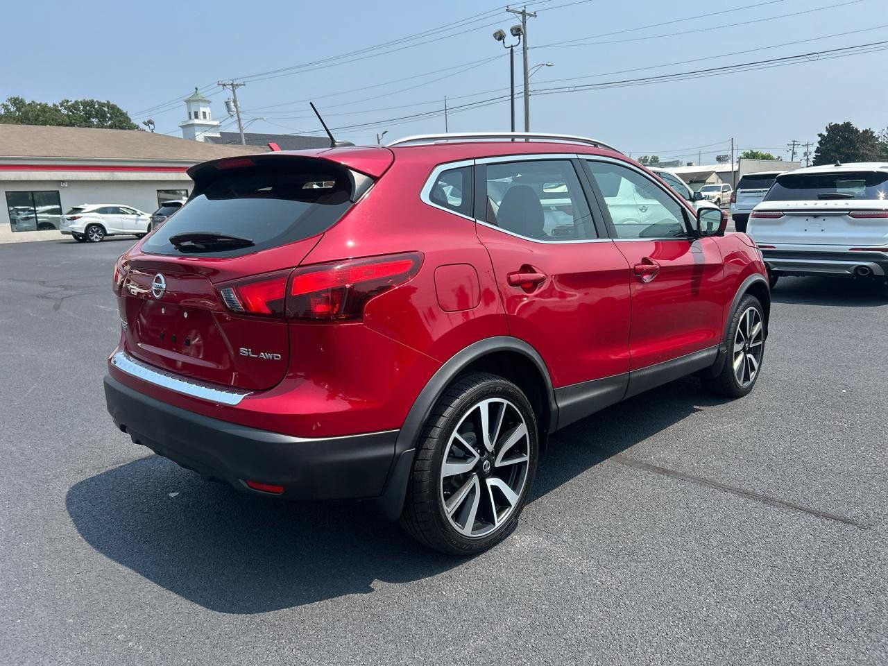 Used 2018 Nissan Rogue Sport SL AWD/4WD image 5