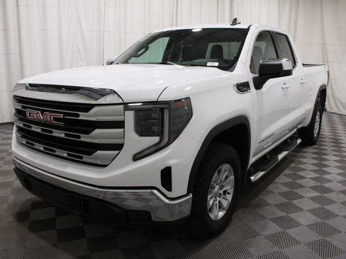 Used 2023 GMC Sierra 1500 SLE AWD/4WD image 33