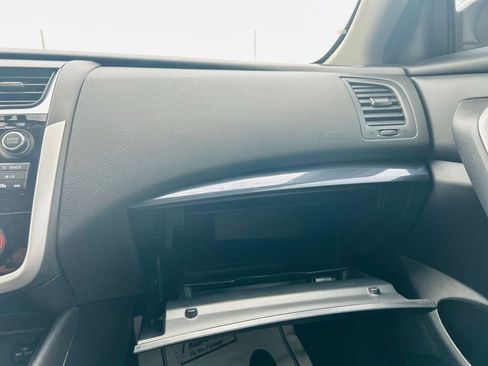 Used 2018 Nissan Altima 2.5 SR w/ SR Special Edition image 42