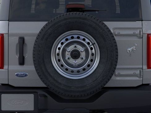 New 2026 Ford Bronco 2-Door AWD/4WD image 57