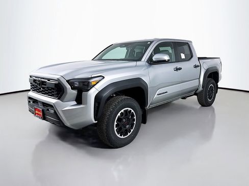 New 2026 Toyota Tacoma TRD Off-Road AWD/4WD image 3