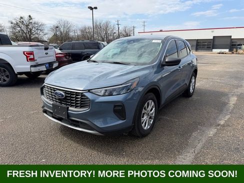 Used 2024 Ford Escape Active w/ Tech Pack #1 image 3