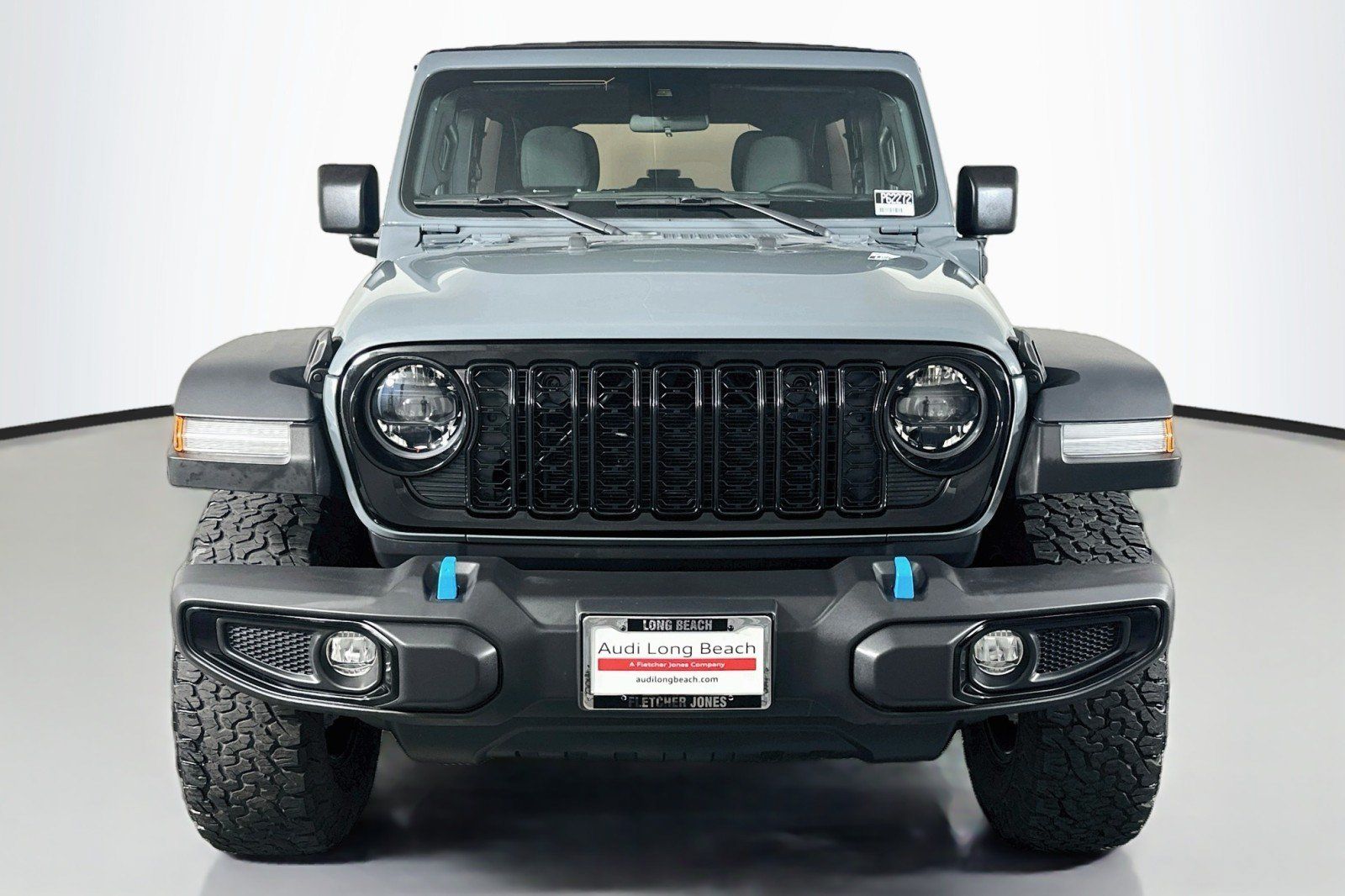 Used 2024 Jeep Wrangler Unlimited AWD/4WD image 2