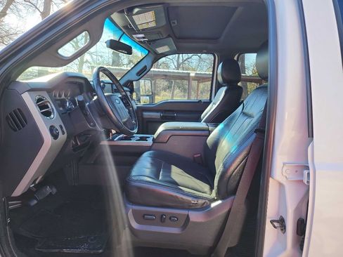 Used 2013 Ford F250 Lariat w/ Lariat Ultimate Pkg image 22