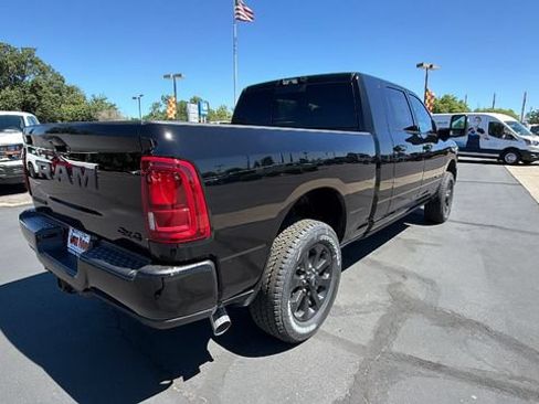 New 2026 RAM 3500 Laramie AWD/4WD image 4