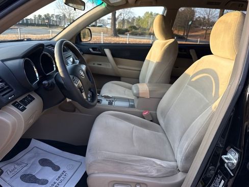 Used 2011 Toyota Highlander 2WD image 13