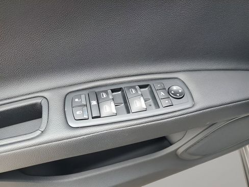 Used 2020 Maserati Ghibli image 28