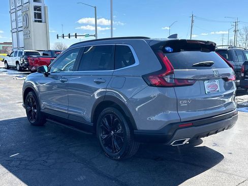 Used 2024 Honda CR-V Sport Touring image 9