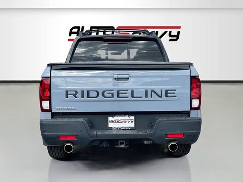 Used 2024 Honda Ridgeline Black Edition image 6