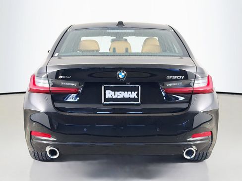 New 2026 BMW 330i xDrive Sedan w/ Premium Package AWD/4WD image 6