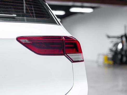 Used 2022 Volkswagen GTI SE image 15