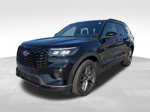 Used 2025 Ford Explorer ST-Line w/ Premium Package AWD/4WD image 10
