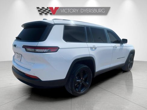 Used 2025 Jeep Grand Cherokee L Altitude AWD/4WD image 4