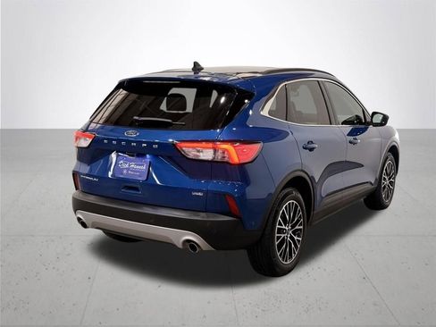 Used 2022 Ford Escape Titanium w/ Titanium Premium Package image 10