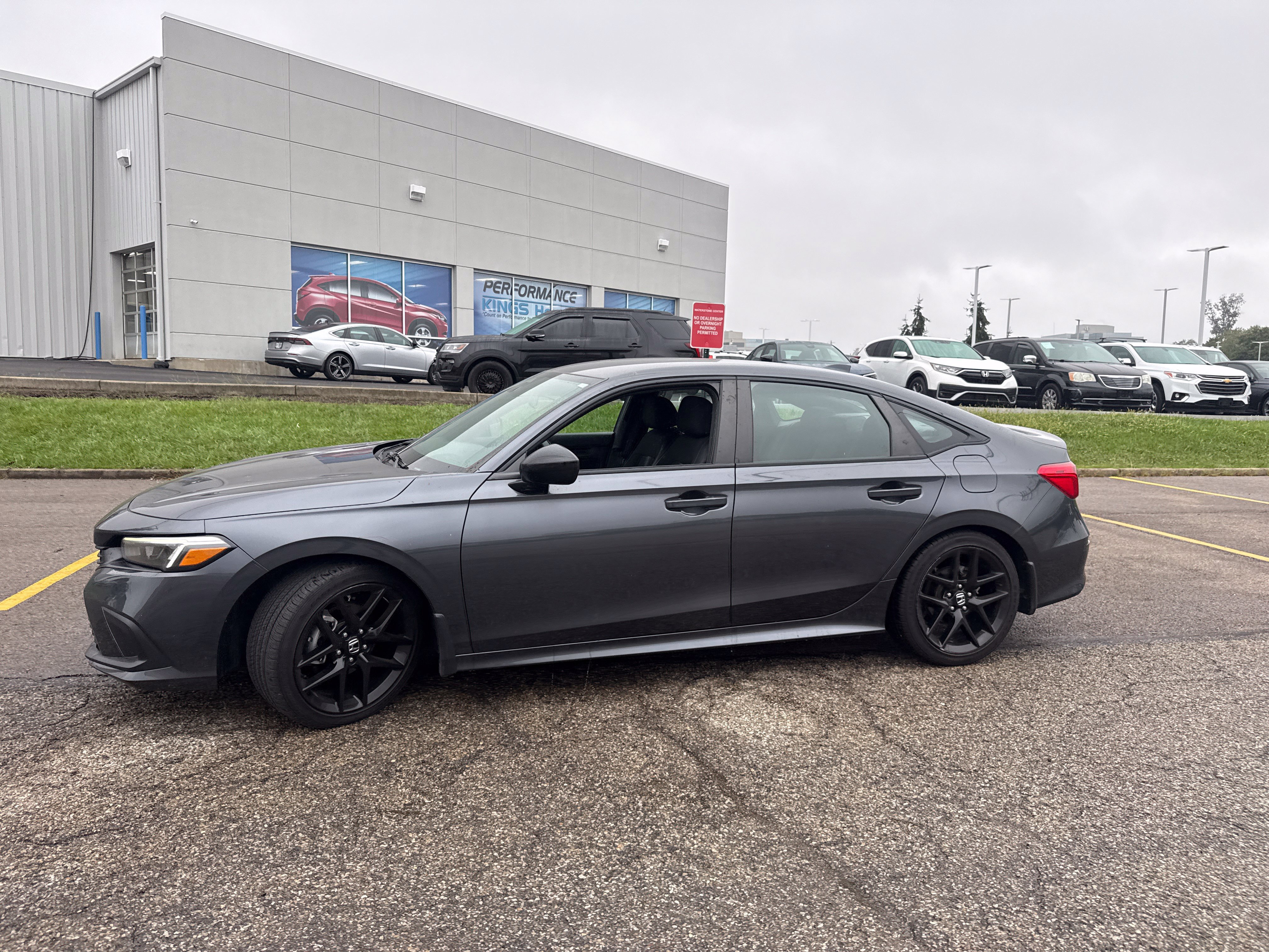 Used 2024 Honda Civic Sport image 13