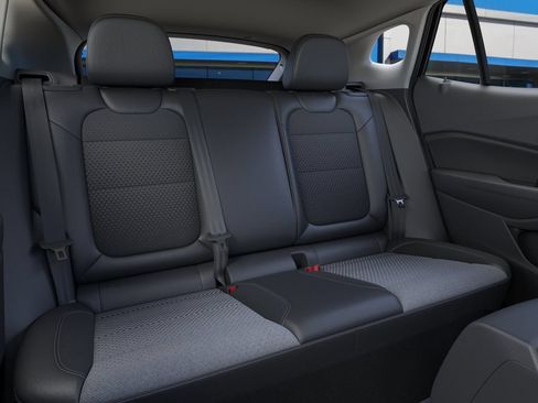 New 2026 Chevrolet Trax LT w/ Driver Confidence Package FWD image 17