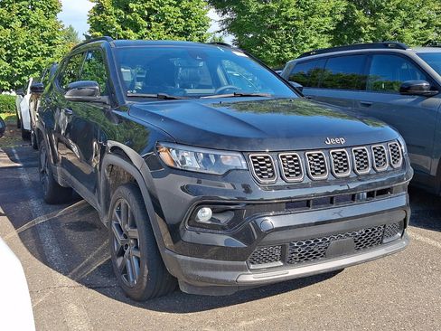 New 2026 Jeep Compass Limited w/ Sun, Sound & Navigation Group AWD/4WD image 3